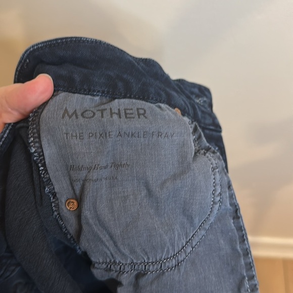MOTHER THE PIXIE ANKLE FRAY HOLD HANDS TIGHTLY SIZE 25 stretch - Picture 12 of 12